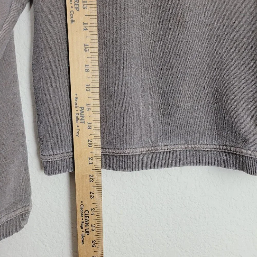 Life Is Good Sz Small Sweatshirt Gray Fleece Lined Crewneck Manufacturer Fading - Picture 3 of 7